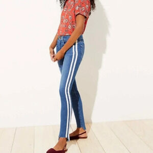 Loft Slim Pocket Side Trim Raw Step Hem Skinny Jeans - Size 27